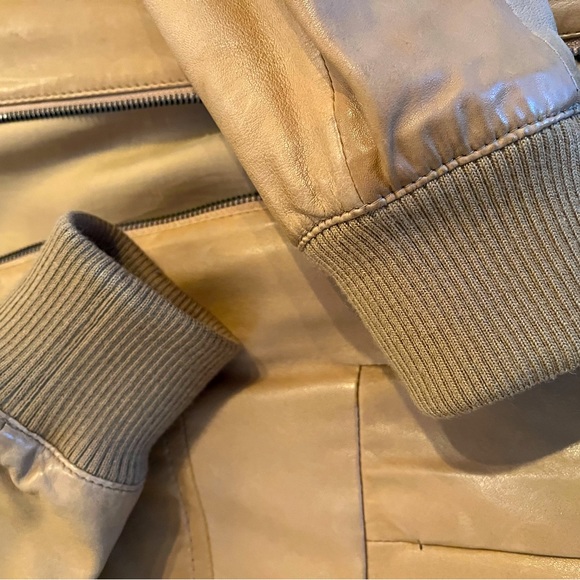 Hugo boss leather jacket light brown - Picture 7 of 11